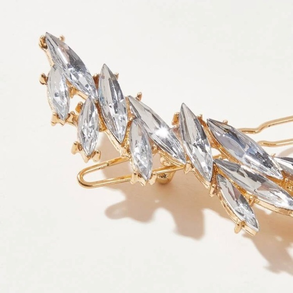 Rhinestone V Shape Hair Clip - Picture 7 of 9